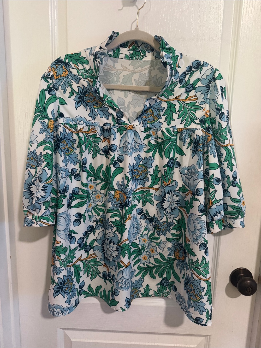 Women’s Floral Split-Neck Peasant Top in White, Blue & Green